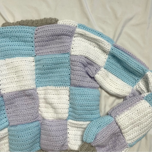 Vintage Handmade Granny Squares Checkerboard Blue Purple Cardigan Knit Sweater - Picture 8 of 8